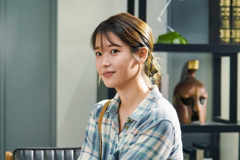 Ли Джи Ын Айю Lee Ji Eun IU 이지은 아이유 Ли Джи Ын Айю Lee Ji Eun IU 이지은 아이유