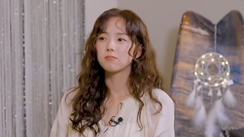 Чхэ Су Бин Чэ Chae Soo Bin 채수빈 When the Phone Rings 용타로 таро Yongtarot Чхэ Су Бин Чэ Chae Soo Bin 채수빈 When the Phone Rings 용타로 таро Yongtarot