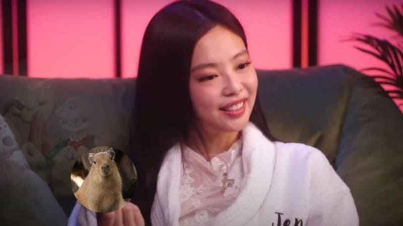 Дженни из BLACKPINK слепила капибару