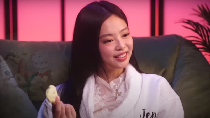 Дженни BLACKPINK капибара jennie LADbible Entertainment Дженни BLACKPINK капибара jennie LADbible Entertainment